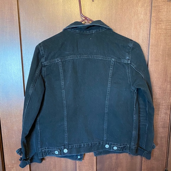 Levi Jean Jacket - Picture 2 of 4